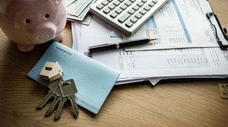 Din nøgle til succes i ejendomshandel: Forstå lovgivningen